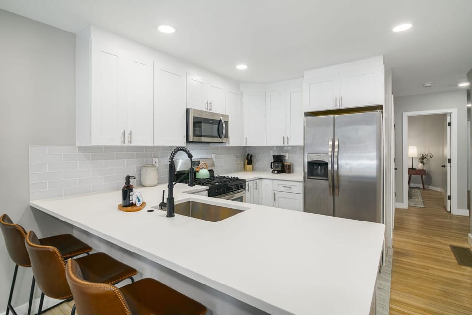 2BR in Heart of Queen Village - walk to everything! Apartment in Philadelphia