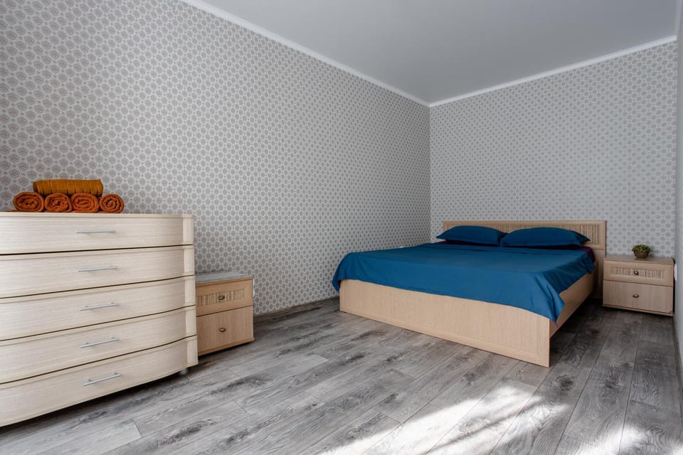 2 - комнатная квартира в центре на ул. Пушкина 65 Apartment in Kazakhstan