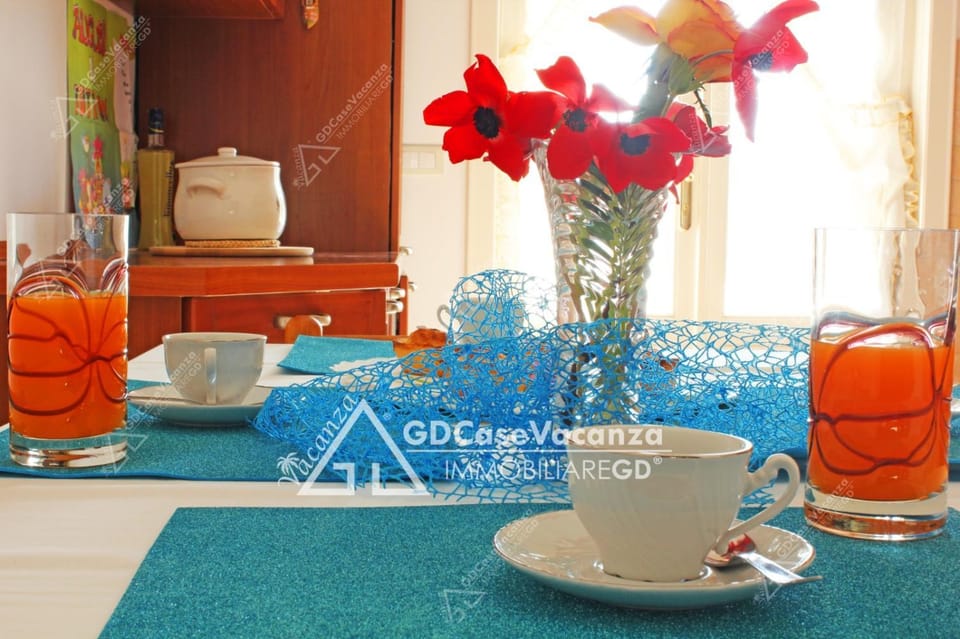 Decorative detail, Dining area