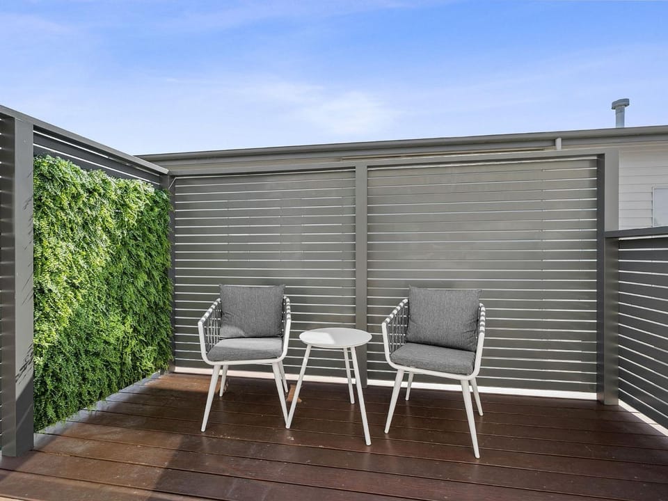 Anderson Central Townhouse - Walk to Shops & Beach House in Torquay