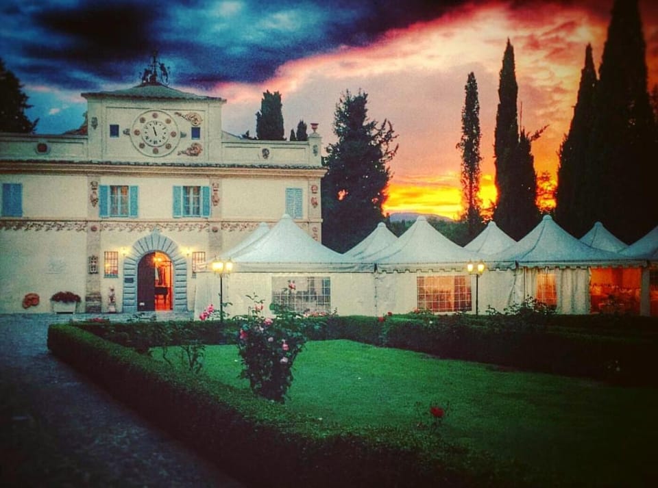 Property building, Garden, Garden view, Sunset