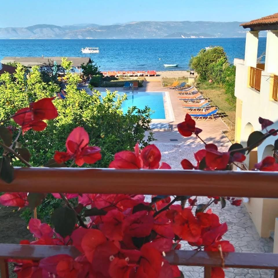 Garden view, Pool view, Sea view