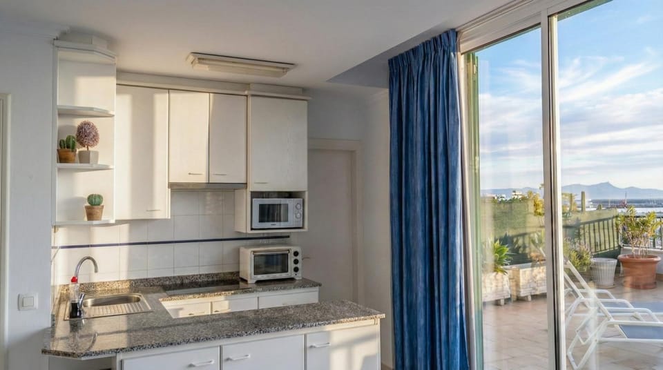 Ideal Property Mallorca - Maria Apartment in Carretera d'Artà
