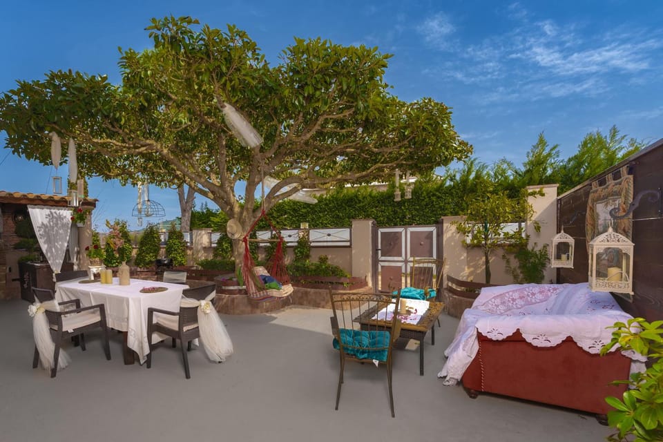 Patio, Garden