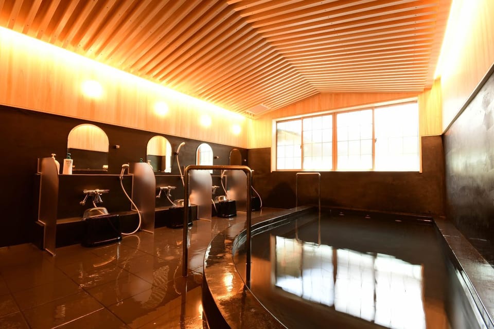 Bathroom, Public Bath
