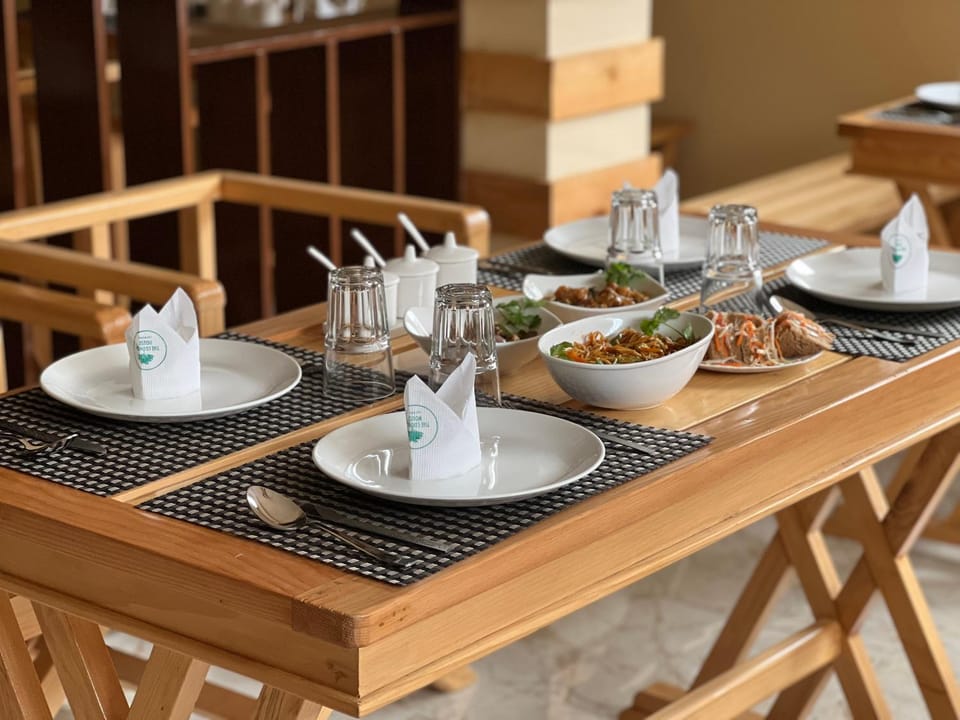 Restaurant/places to eat, Dining area