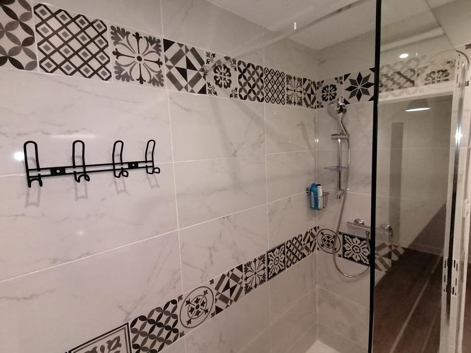 Hadriel Host Apartment in Clermont-Ferrand