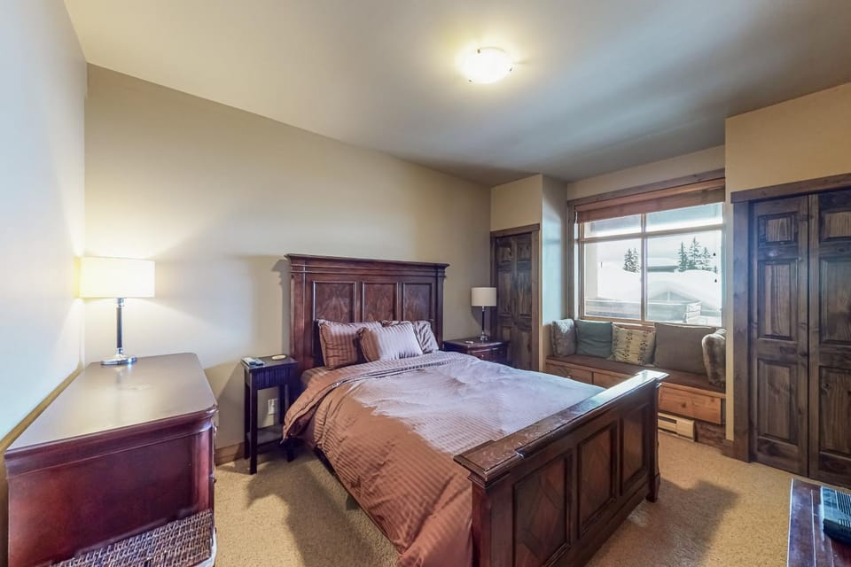Southpoint #23 Apartment in British Columbia