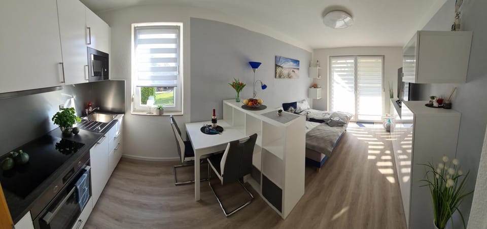 Kitchen or kitchenette, Living room, Dining area, Bedroom