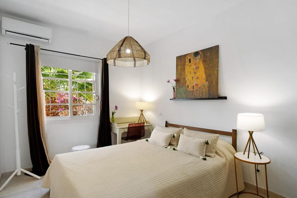 Living room, Bedroom