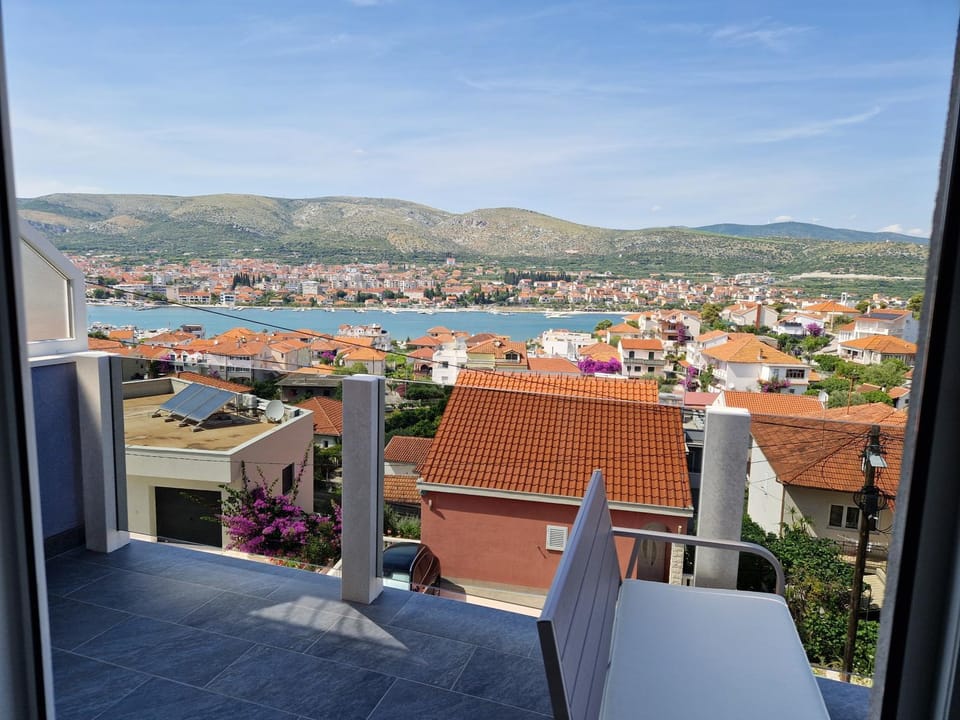 Balcony/Terrace, City view, Sea view