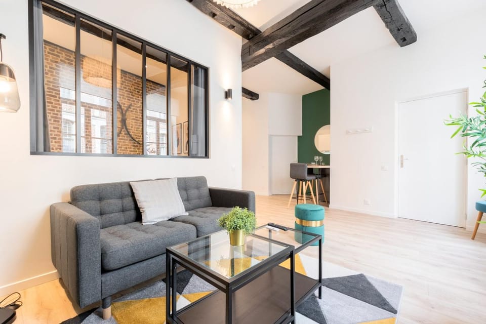 Character apartment in the heart of Old Lille Apartment in Lille