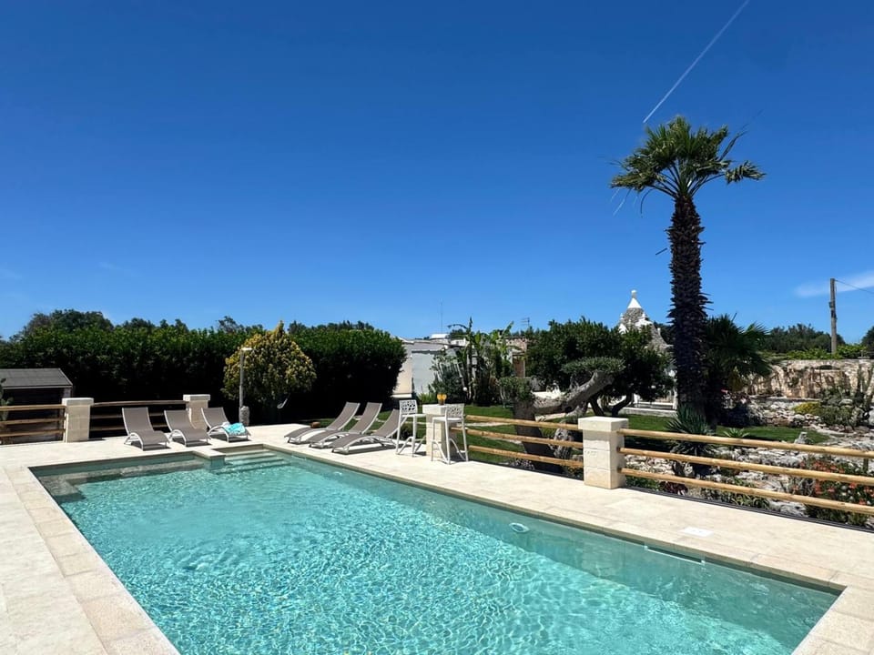 Trullo Suenn - piscina privata Villa in Province of Taranto