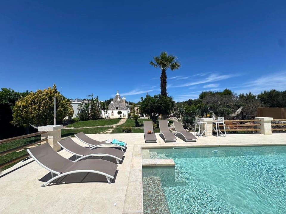 Trullo Suenn - piscina privata Villa in Province of Taranto