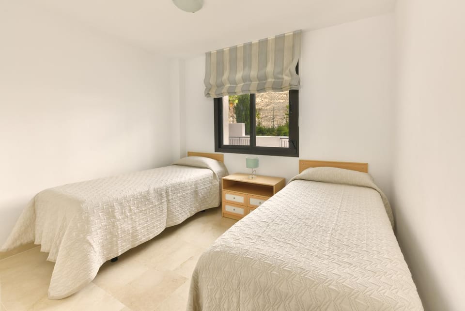 Exclusivo apartamento de 2 dormitorios vista mar lateral Apartment in Río de Torrox