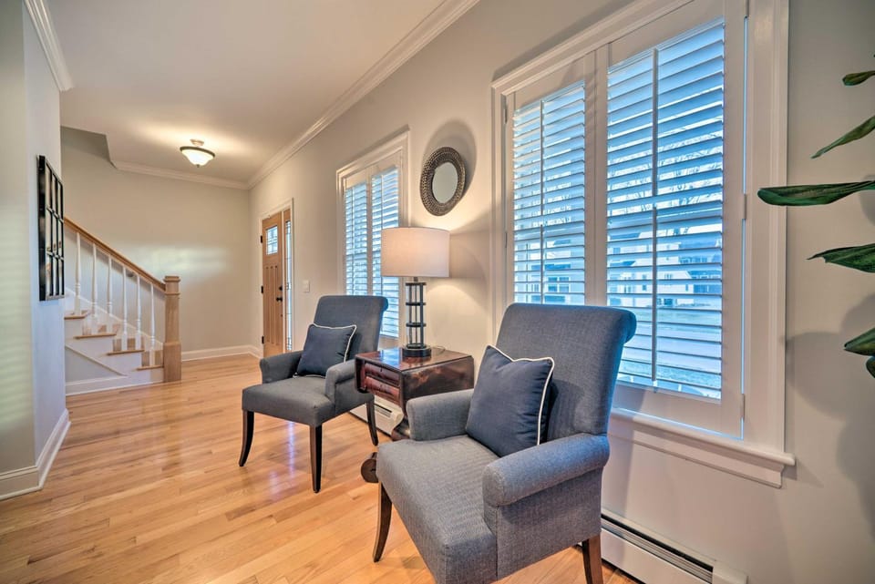 Stunning House w/ Deck, Game Room & Home Gym! House in Saratoga Springs