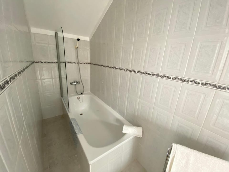 Bathroom, Bath