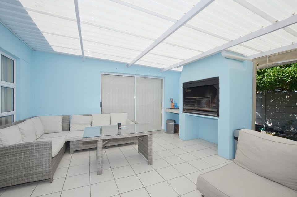 Patio, Seating area