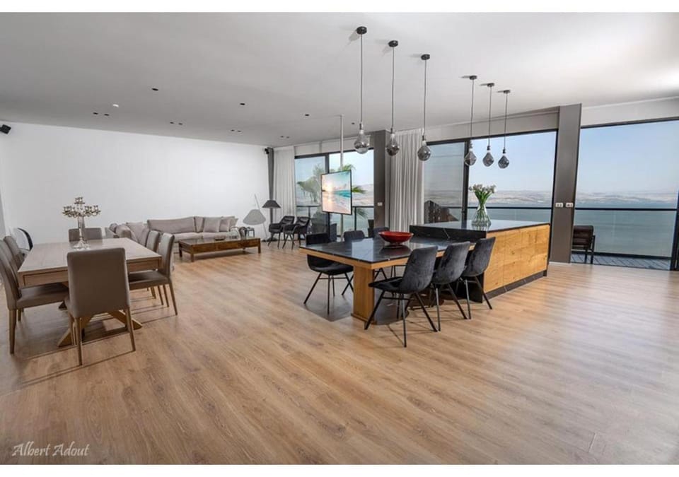 Communal lounge/ TV room, Living room, Dining area, kitchen