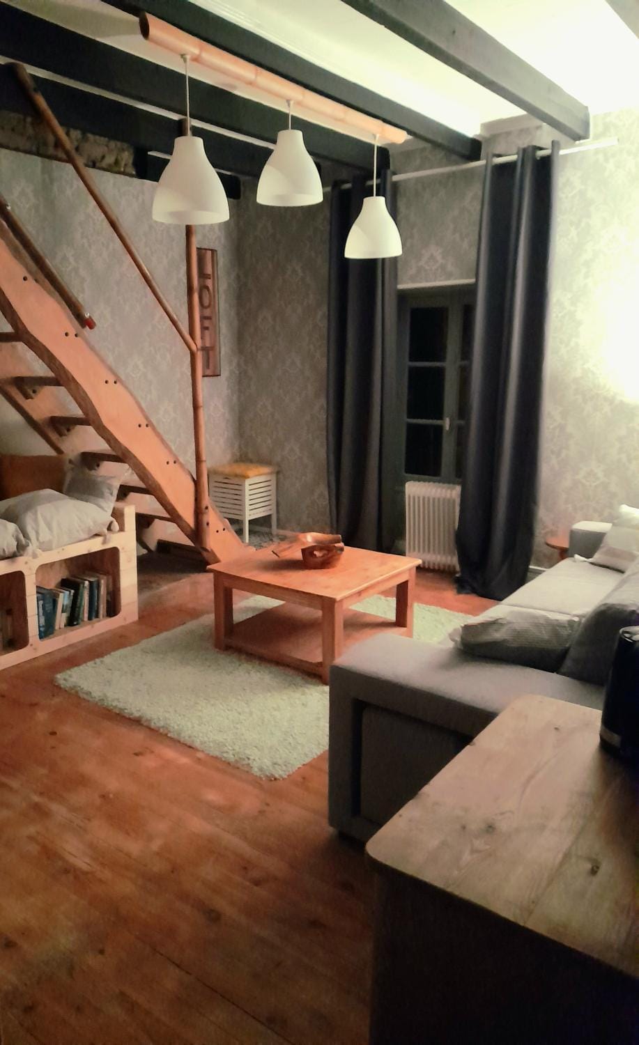 Bed, Living room, Seating area