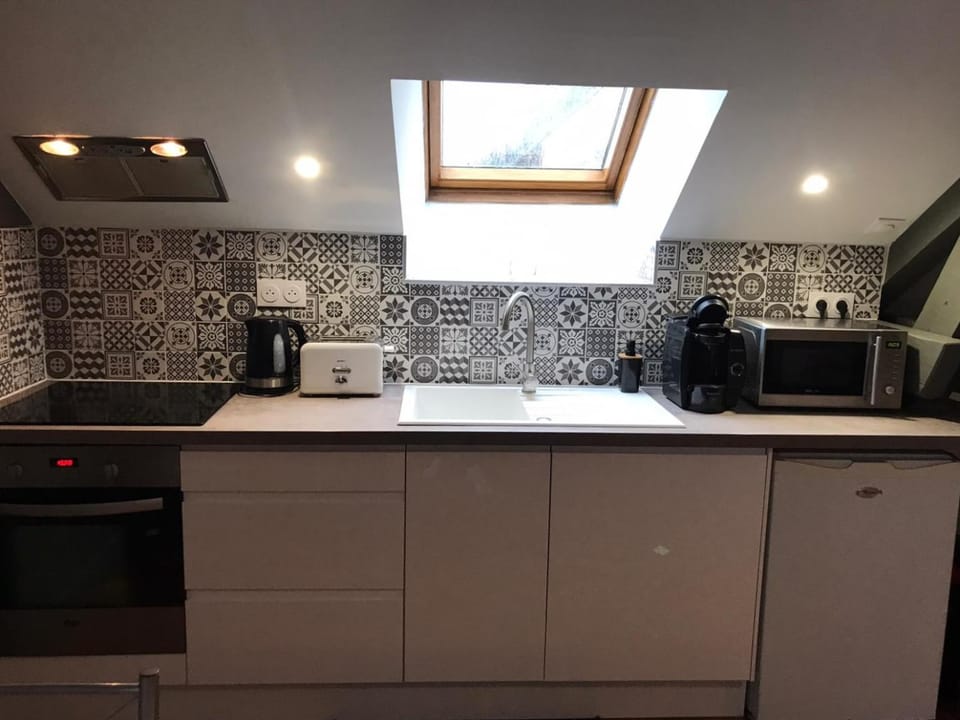Coffee/tea facilities, Kitchen or kitchenette