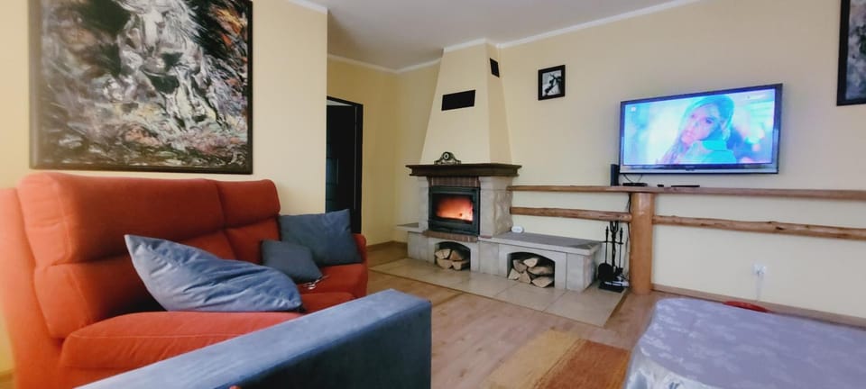TV and multimedia, Living room, flat iron