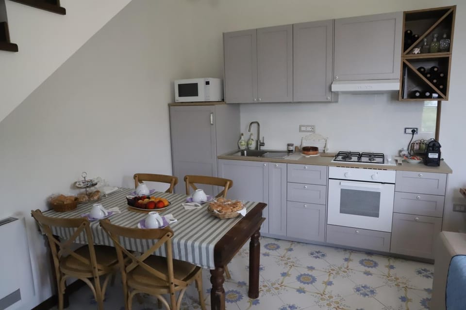 Communal lounge/ TV room, Internal: Not applicable to any particular room