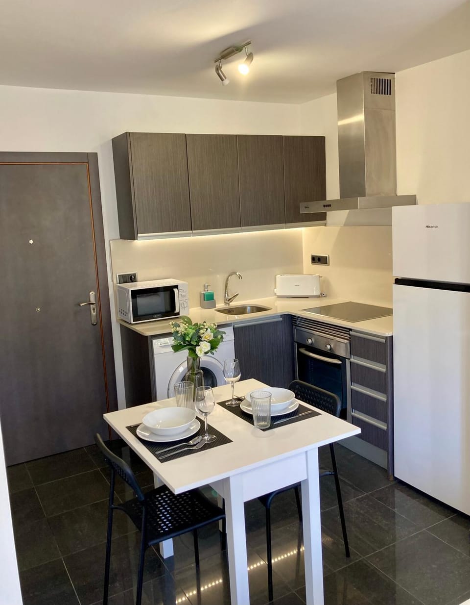Kitchen or kitchenette