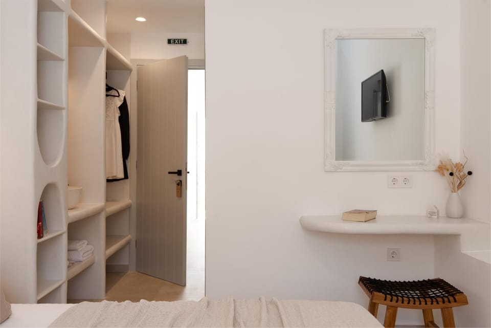 Porte Accommodation Apartment in Milos