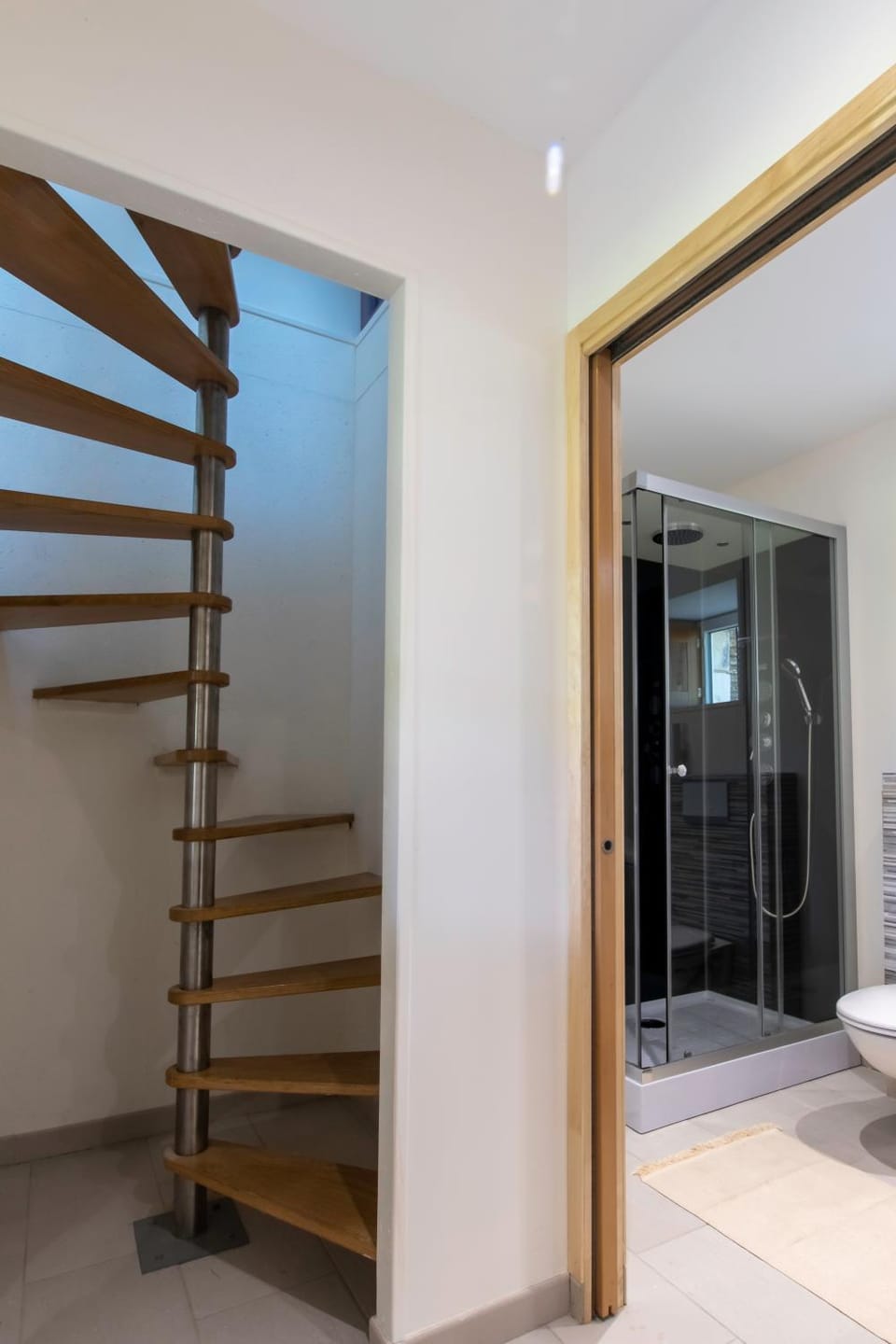 Shower, air conditioner