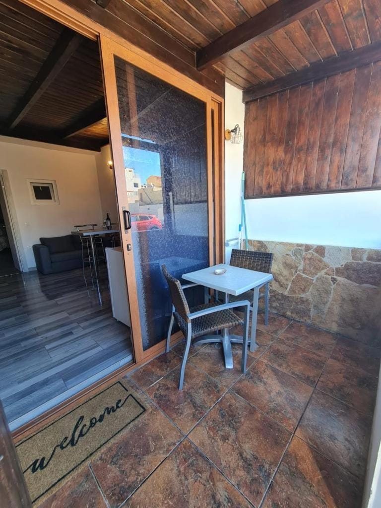 Izannau Beach Apartment in Maxorata