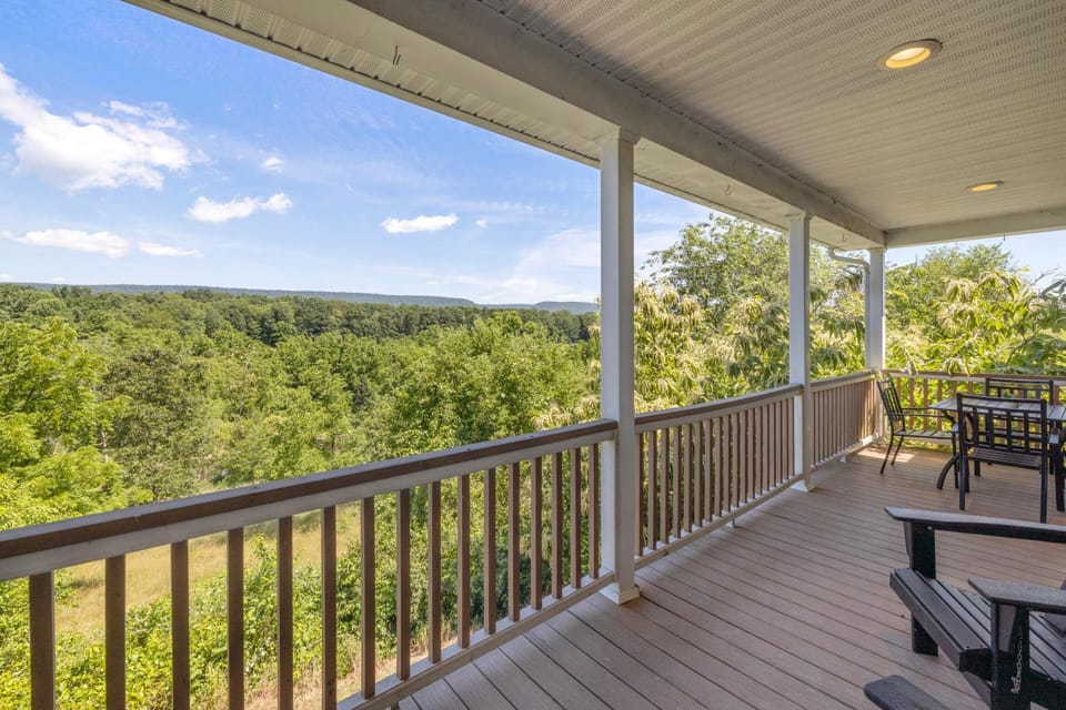 Day, Natural landscape, View (from property/room), Balcony/Terrace, Mountain view
