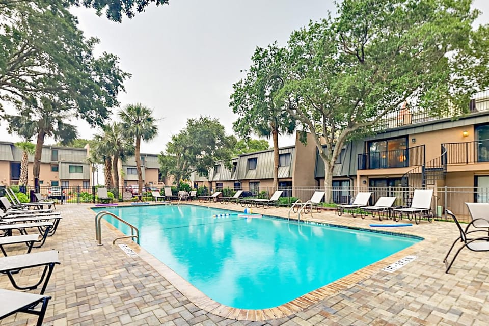 Ocean Club 35 House in South Forest Beach