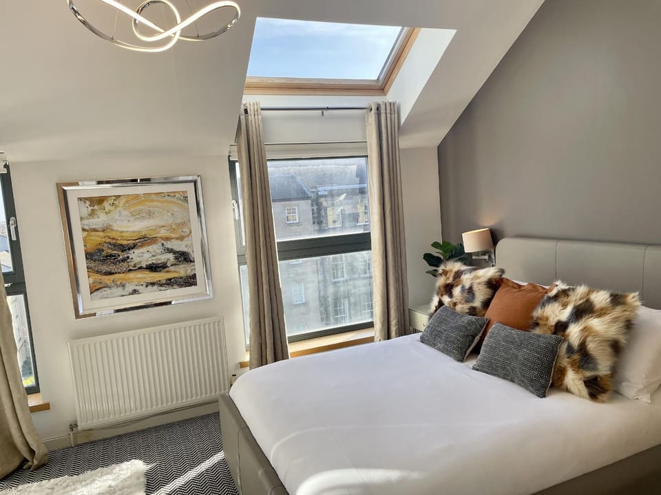 Edinburgh Penthouse 101 Apartment in Edinburgh