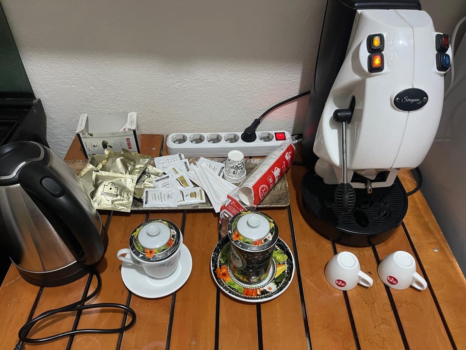 Coffee/tea facilities
