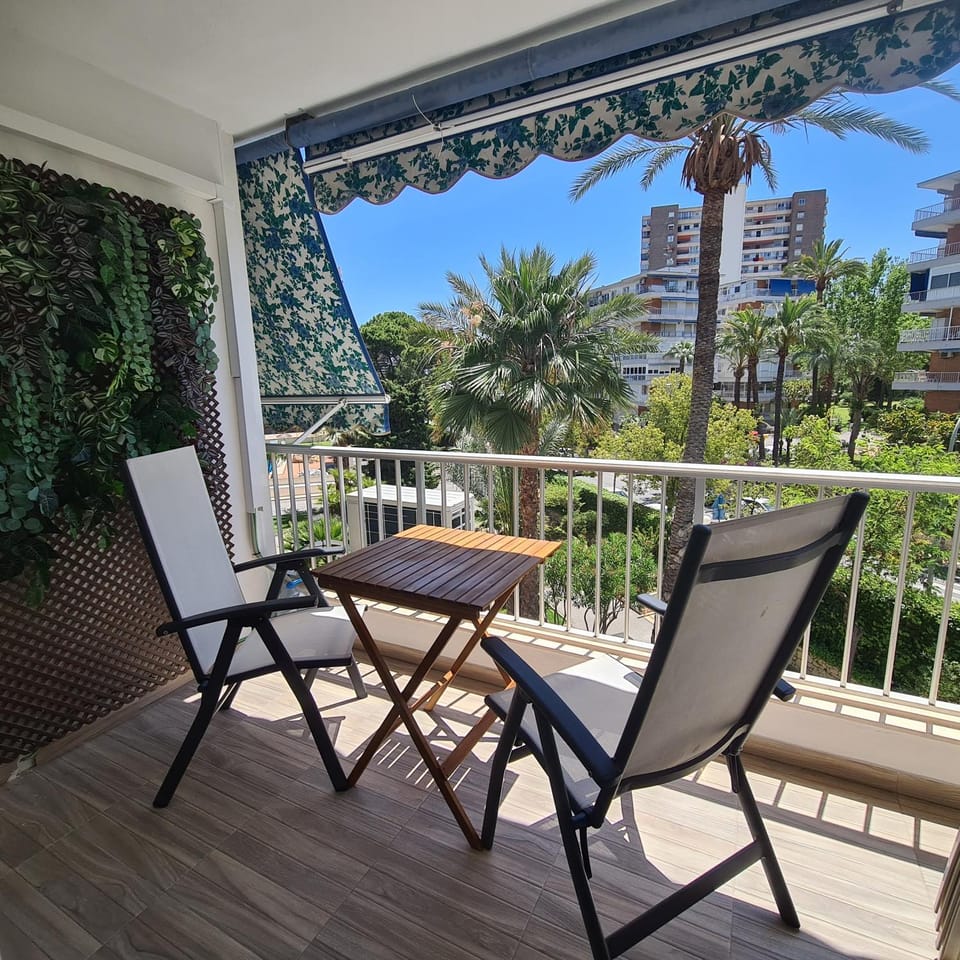 Day, View (from property/room), Balcony/Terrace, Dining area