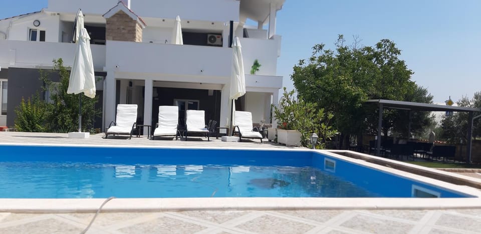 Appartmants 2 with pool and private jakuzzi Bed and Breakfast in Šibenik-Knin County, Croatia