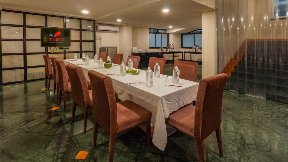 Meeting/conference room