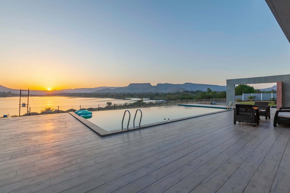 Swimming pool, Sunset