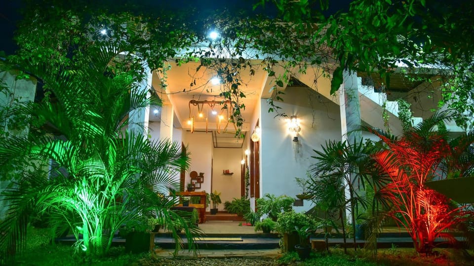 Property building, Facade/entrance
