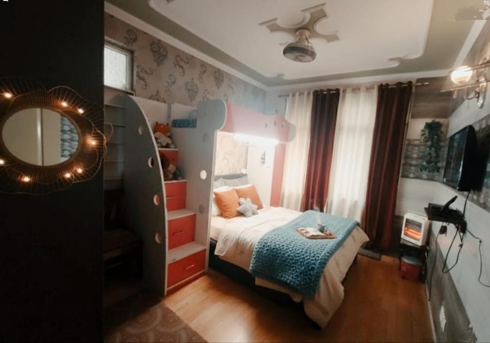 Boutique Stay for Family On Manali Expressway Apartment in Punjab, India