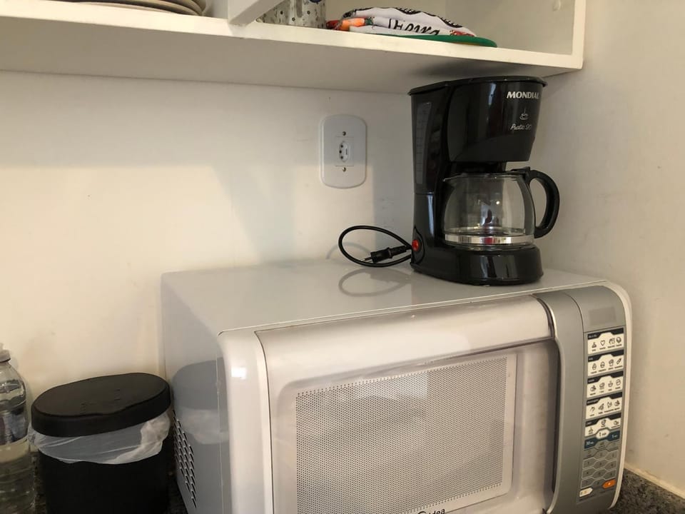 Coffee/tea facilities, Kitchen or kitchenette