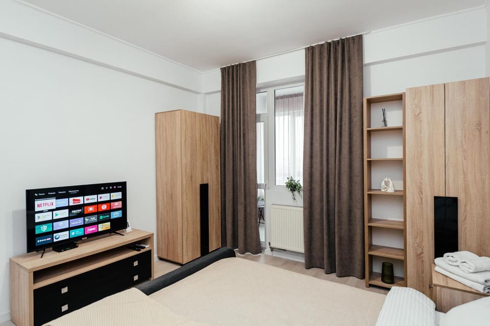 TV and multimedia, Bedroom, wardrobe