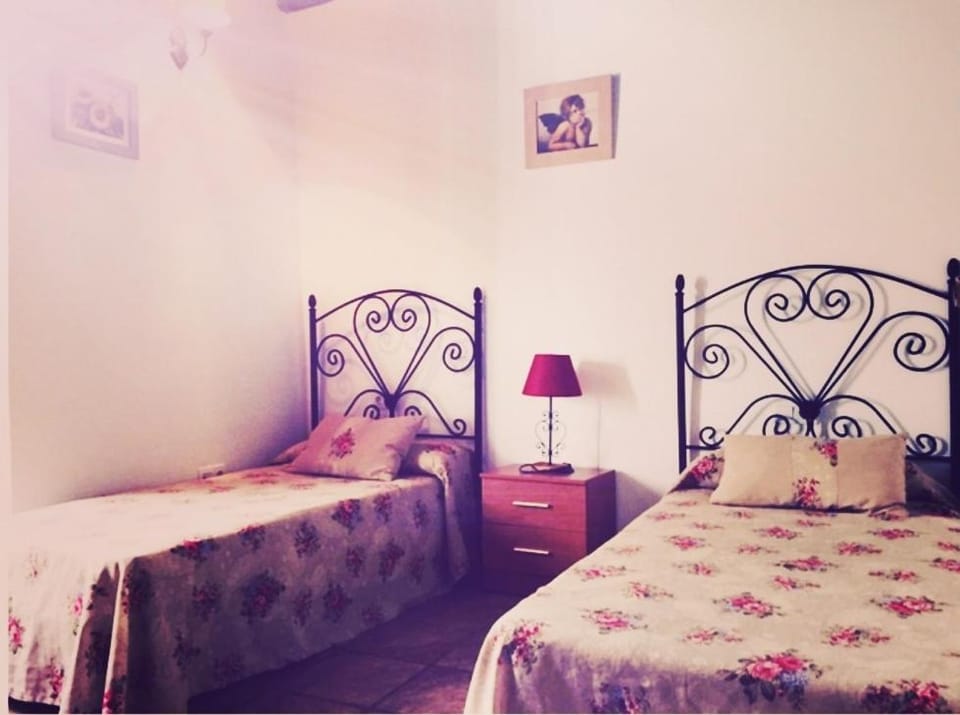 Apartamento Las Flores, disfruta en el Centro de Ronda Apartment in Ronda