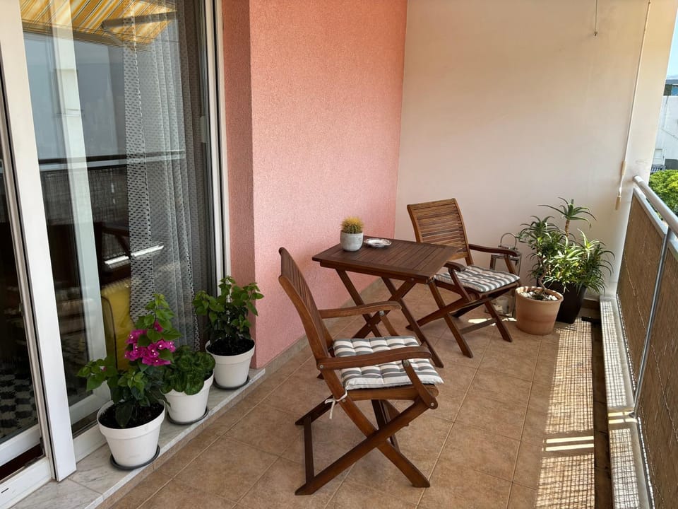 Balcony/Terrace, Balcony/Terrace