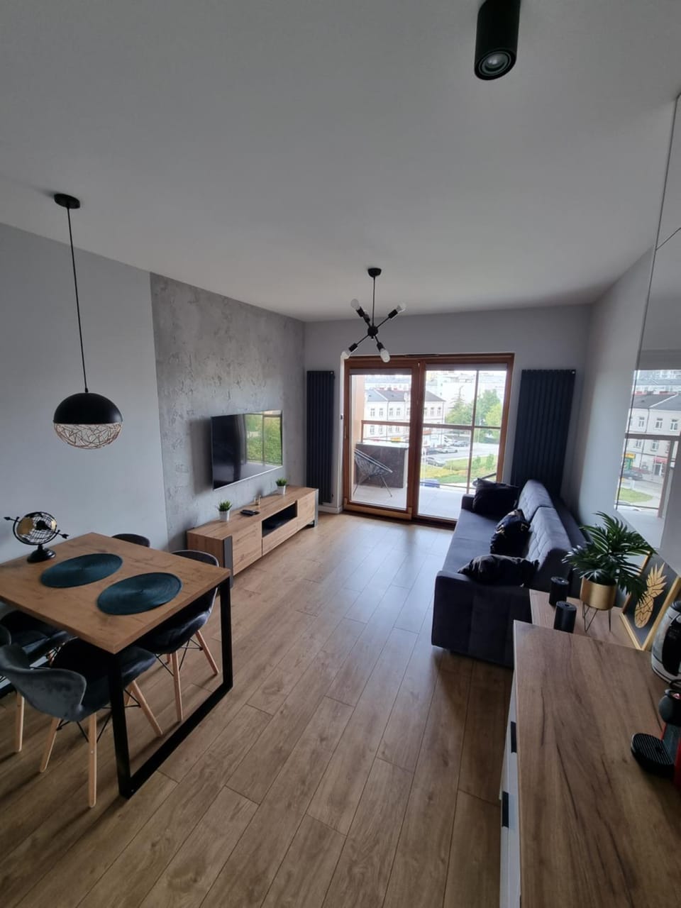 Living room, Seating area, Dining area