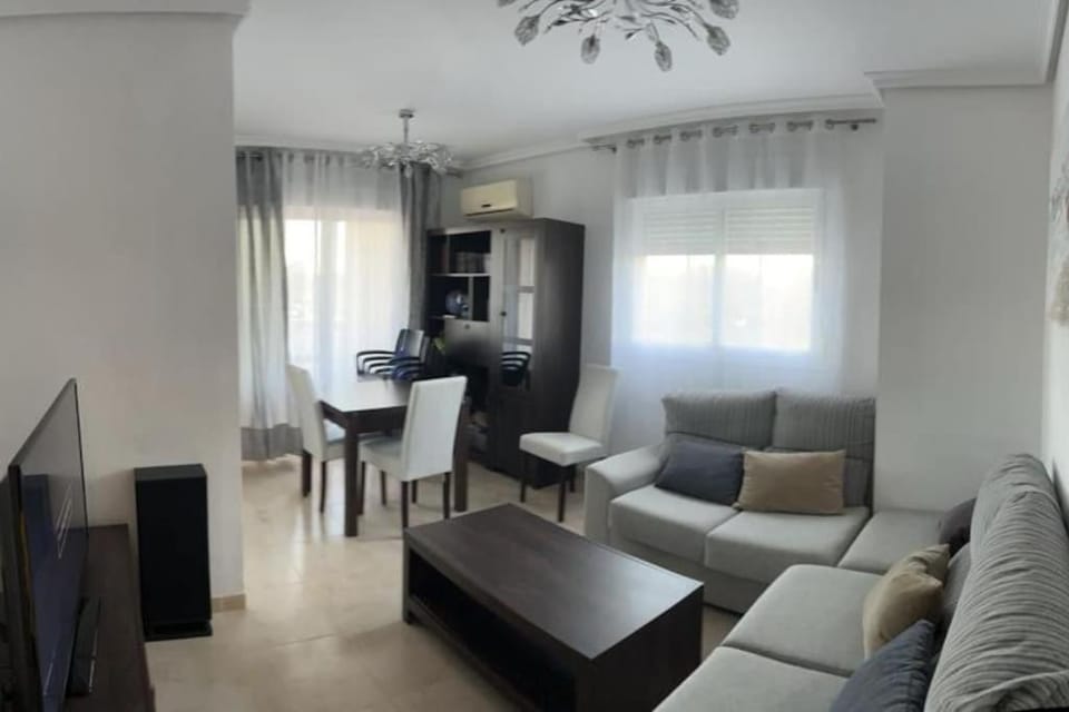 Apartamento en primera línea de playa con vistas Apartment in Valencian Community