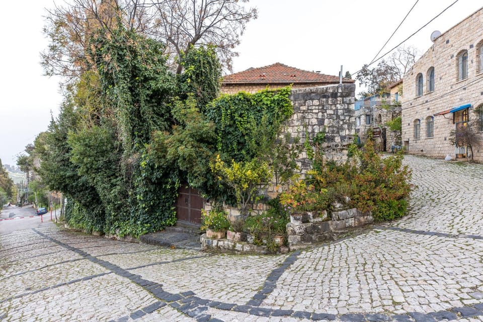 Quiet street view
