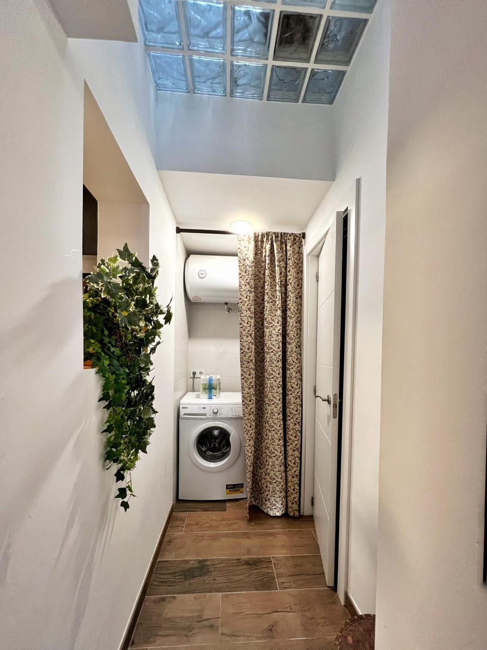 laundry, washing machine