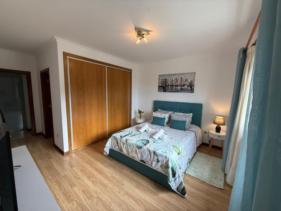 CERDEIRINHAS DE BASTO "Piso Q 4" Apartment in Porto District